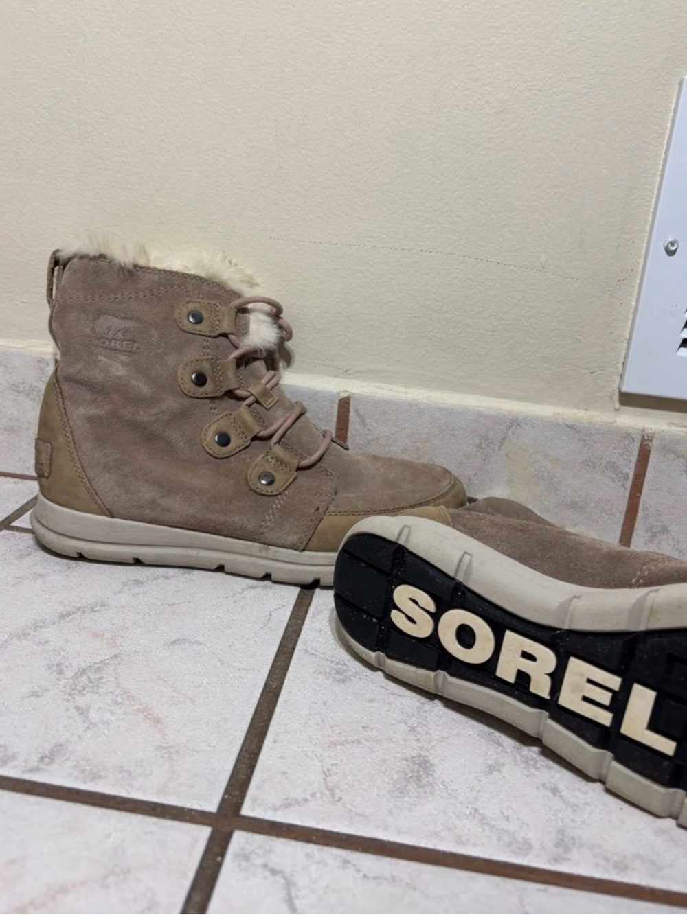 Sorel Explorer Joan Boots